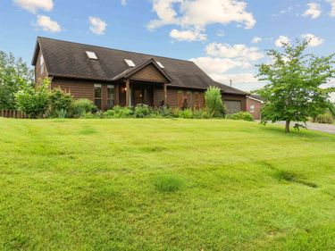 554 Hollow Road, Ona, WV 25545