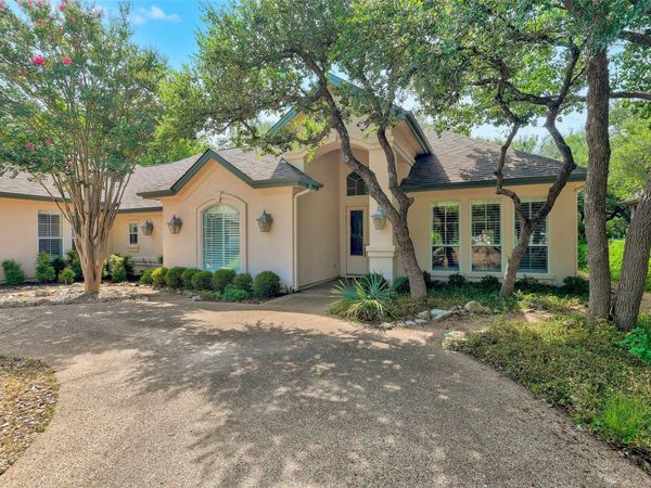 33 Meadows End , Georgetown, TX 78628