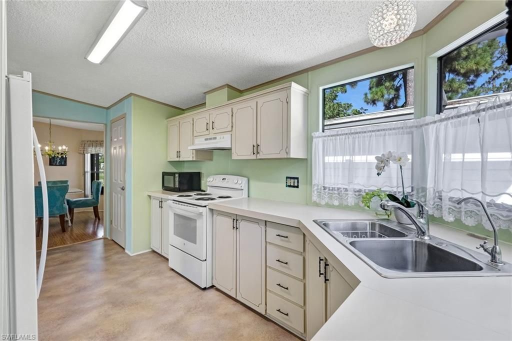 19682 Eagle Trace Ct, North Fort Myers, FL 33903 Photo