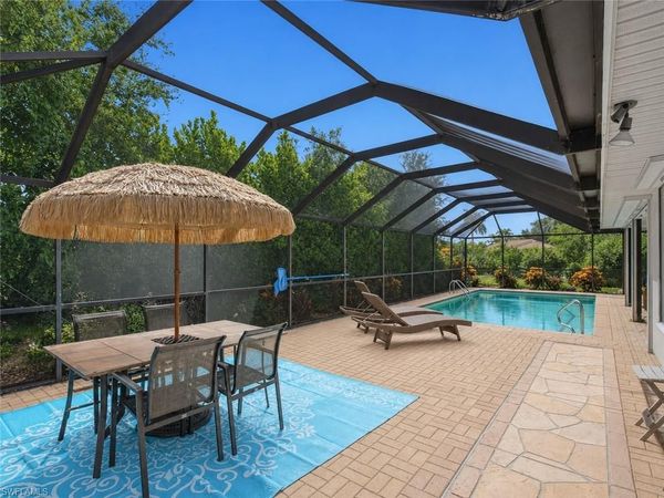 2060 Sheffield AVE, MARCO ISLAND, FL 34145