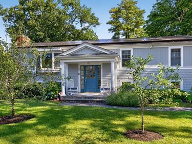 7 Vine Street, Marion, MA 02738