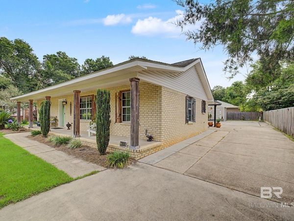 2808 Pine Ridge Drive, Lillian, AL 36549