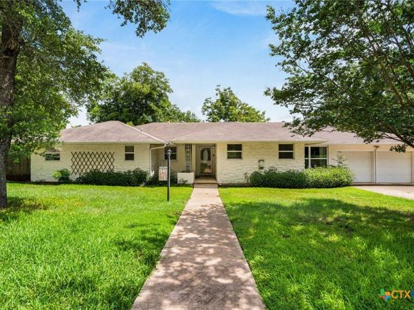 405 Downing Street , Belton, TX 76513