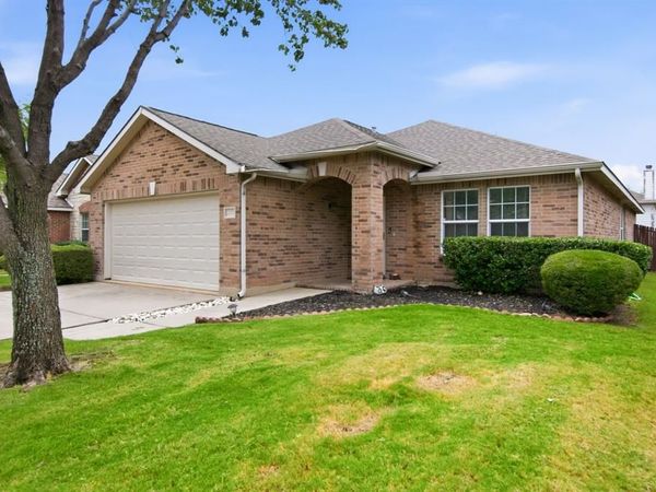 12720 Foxpaw Trail , Fort Worth, TX 76244