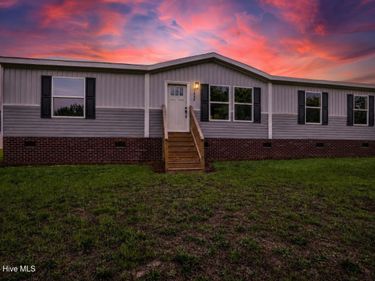 1240 Bloomery Road , Bailey, NC 27807