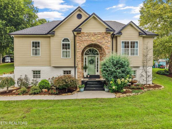 622 S Old Sevierville Pike, Seymour, TN 37865