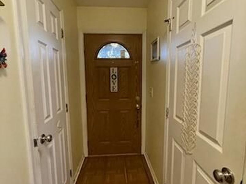 3696 Parfore Court, Unit 16, Cincinnati, OH 45245 Photo 2