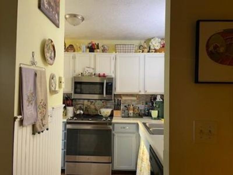 3696 Parfore Court, Unit 16, Cincinnati, OH 45245 Photo 4