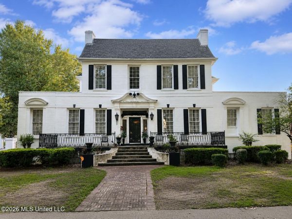 351 S Washington Avenue, Greenville, MS 38701