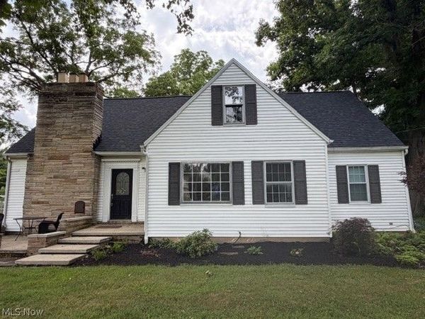 18646 Carmany Drive , Walton Hills, OH 44146