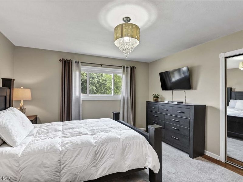 6815 Parkgate Oval, Seven Hills, OH 44131 Photo 15