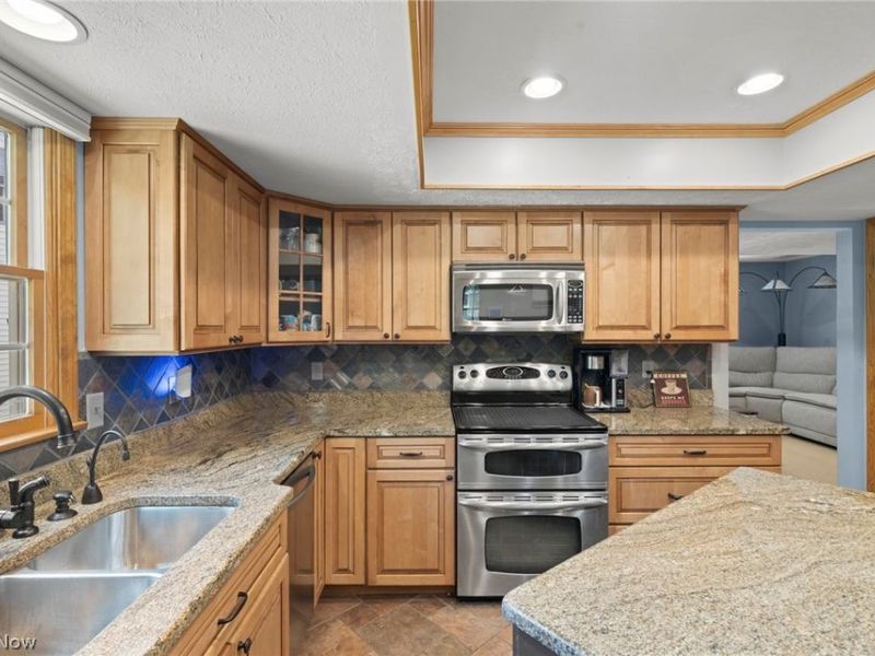 13545 Compass Point Drive, Strongsville, OH 44136 Photo 14