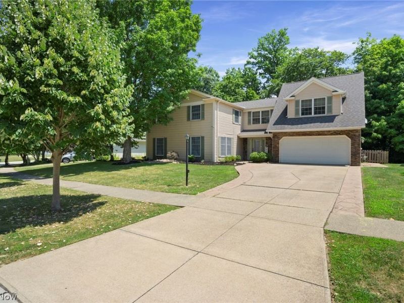 13545 Compass Point Drive, Strongsville, OH 44136 Photo 3
