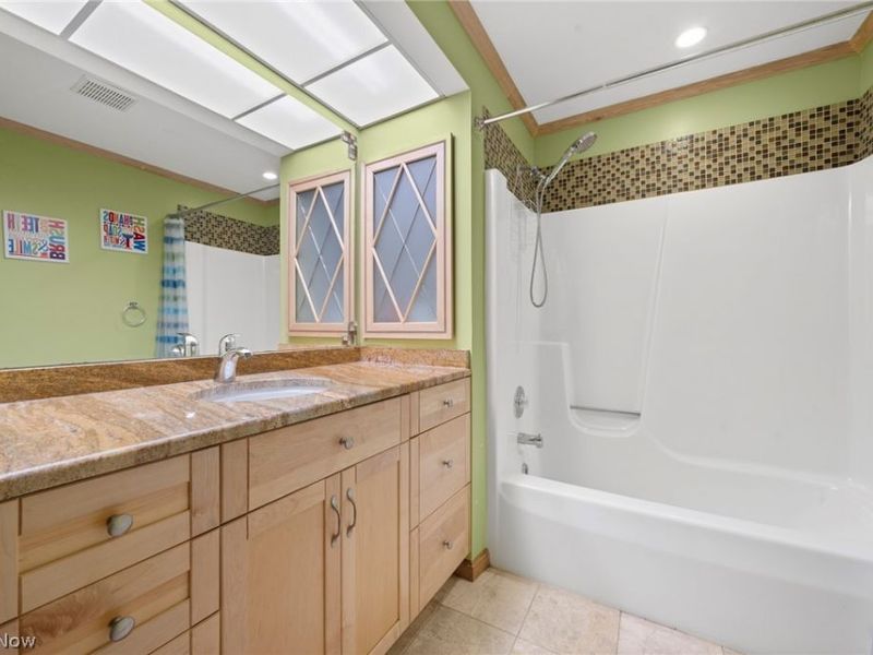 13545 Compass Point Drive, Strongsville, OH 44136 Photo 36