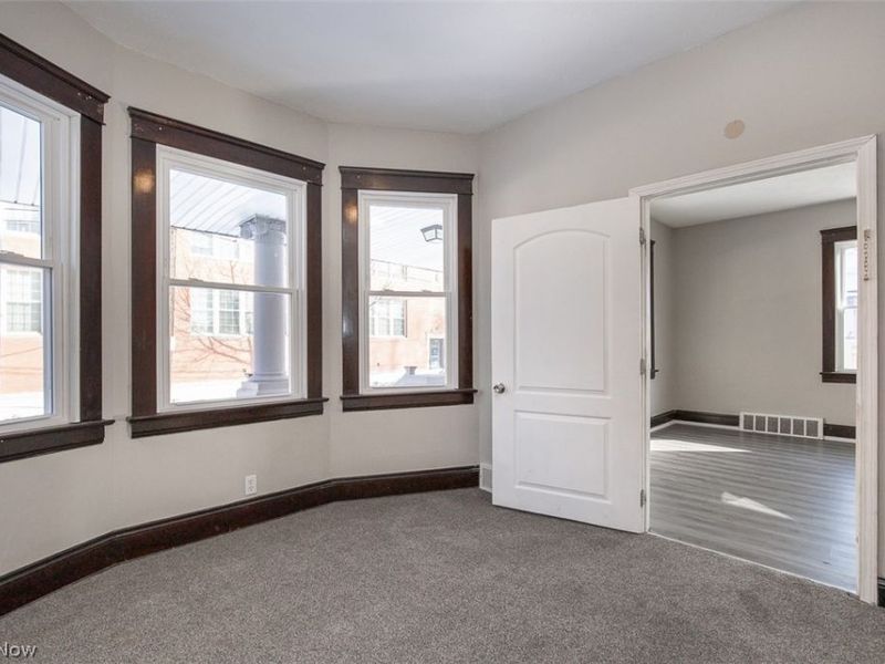 6914 Polonia Avenue , Cleveland, OH 44105 Photo 13