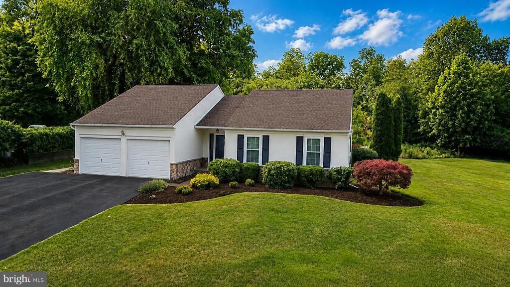 108 DAVID LANE , LANSDALE, PA 19446