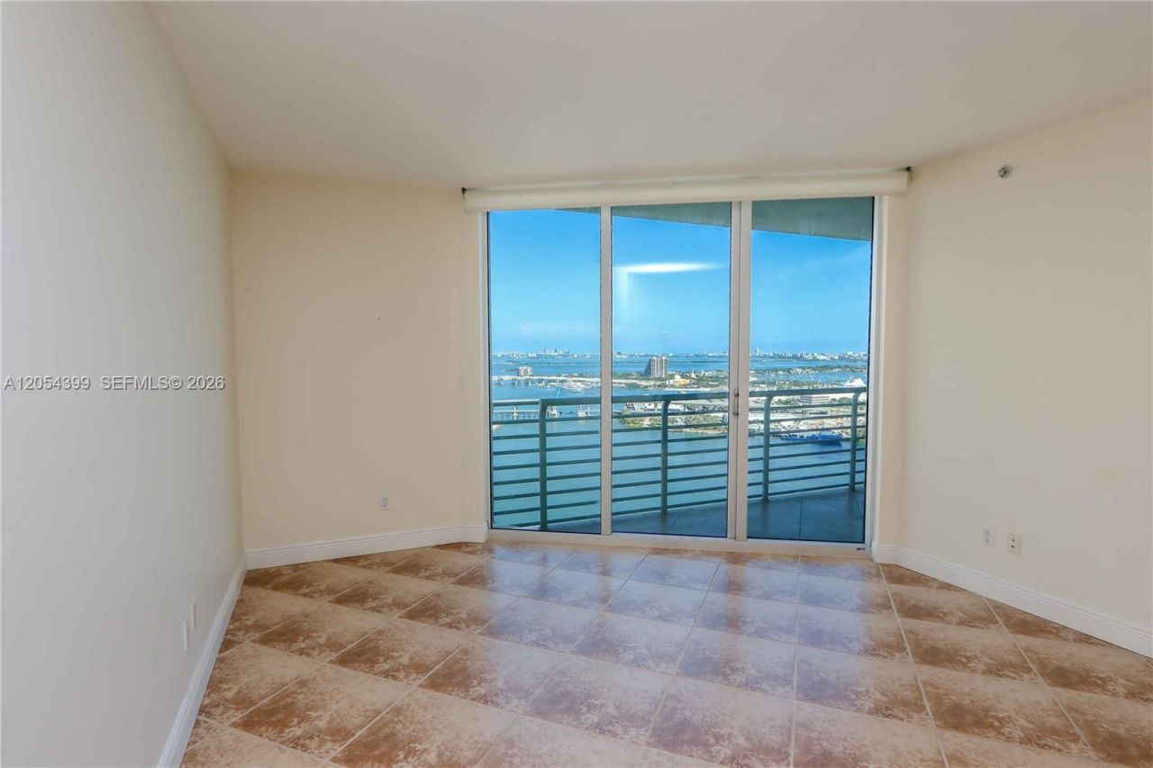 335 S Biscayne Blvd , Unit 3510, Miami, FL 33131 Photo