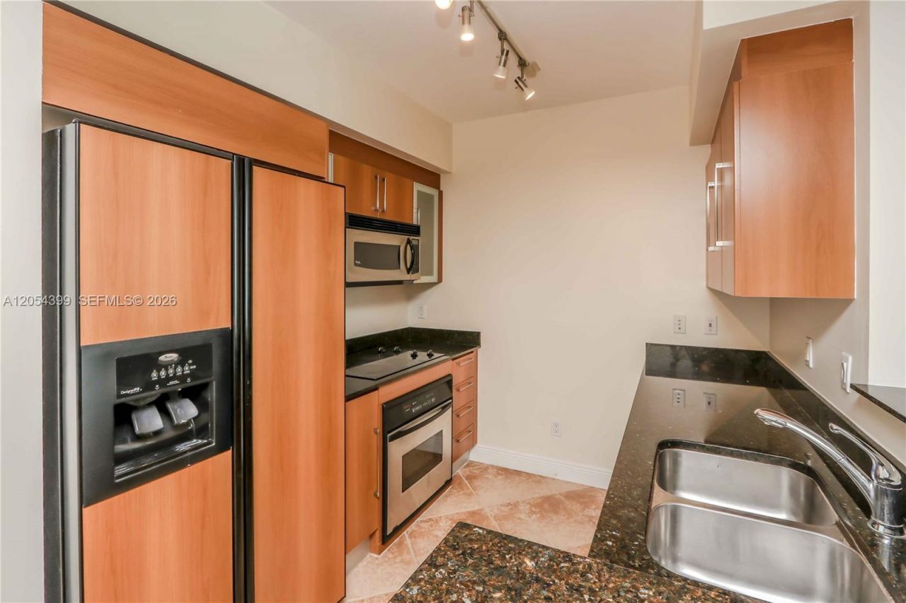 335 S Biscayne Blvd , Unit 3510, Miami, FL 33131 Photo