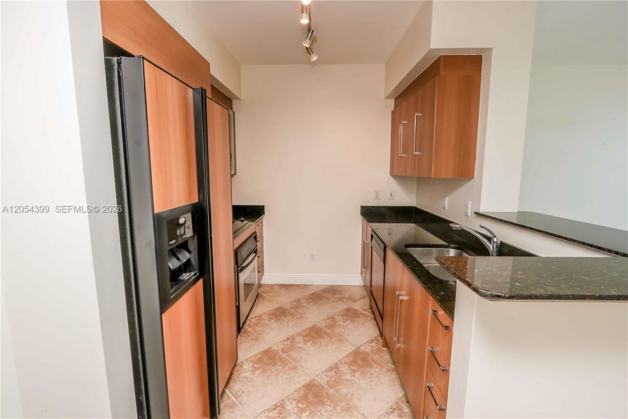 335 S Biscayne Blvd , Unit 3510, Miami, FL 33131 Photo