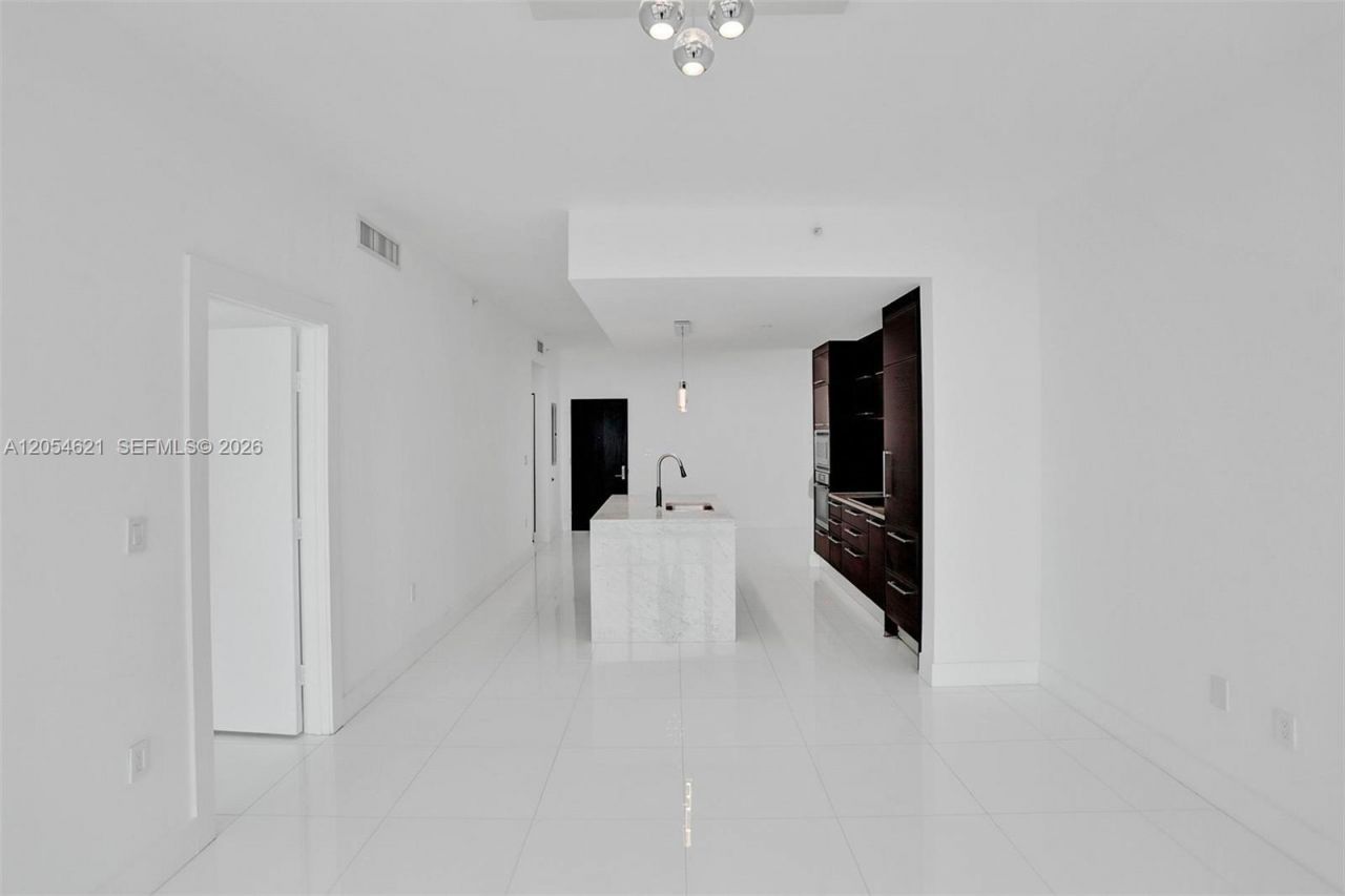 900 Biscayne Blvd , Unit 4803, Miami, FL 33132 Photo