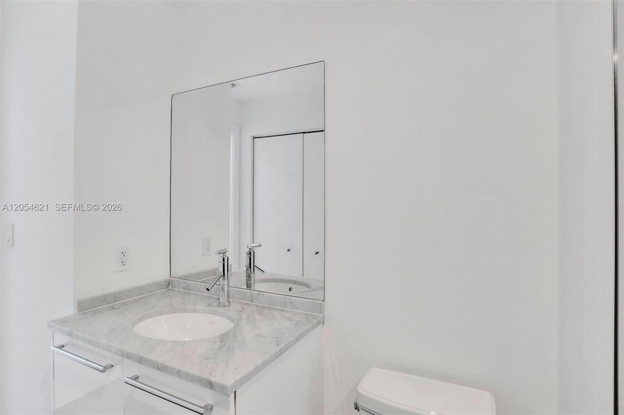 900 Biscayne Blvd , Unit 4803, Miami, FL 33132 Photo