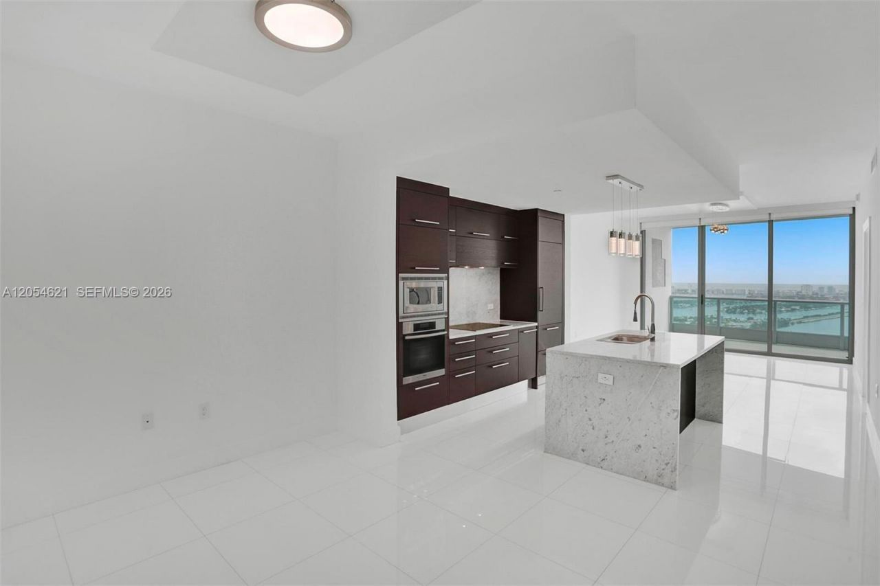 900 Biscayne Blvd , Unit 4803, Miami, FL 33132 Photo