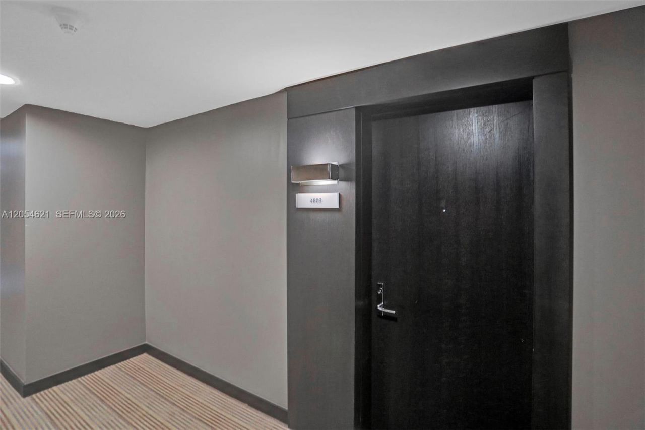900 Biscayne Blvd , Unit 4803, Miami, FL 33132 Photo