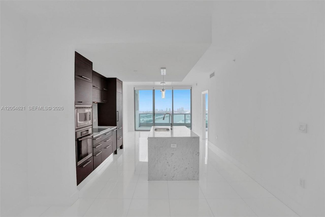 900 Biscayne Blvd , Unit 4803, Miami, FL 33132 Photo