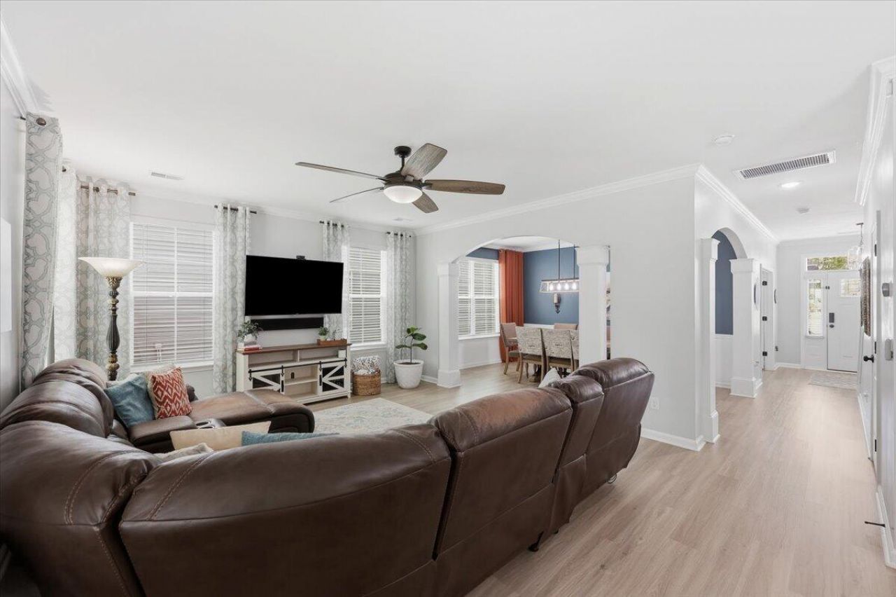 516 Dunswell Drive Photo 10