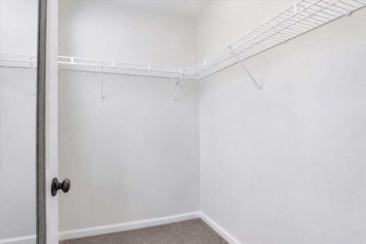 516 Dunswell Drive Photo 42