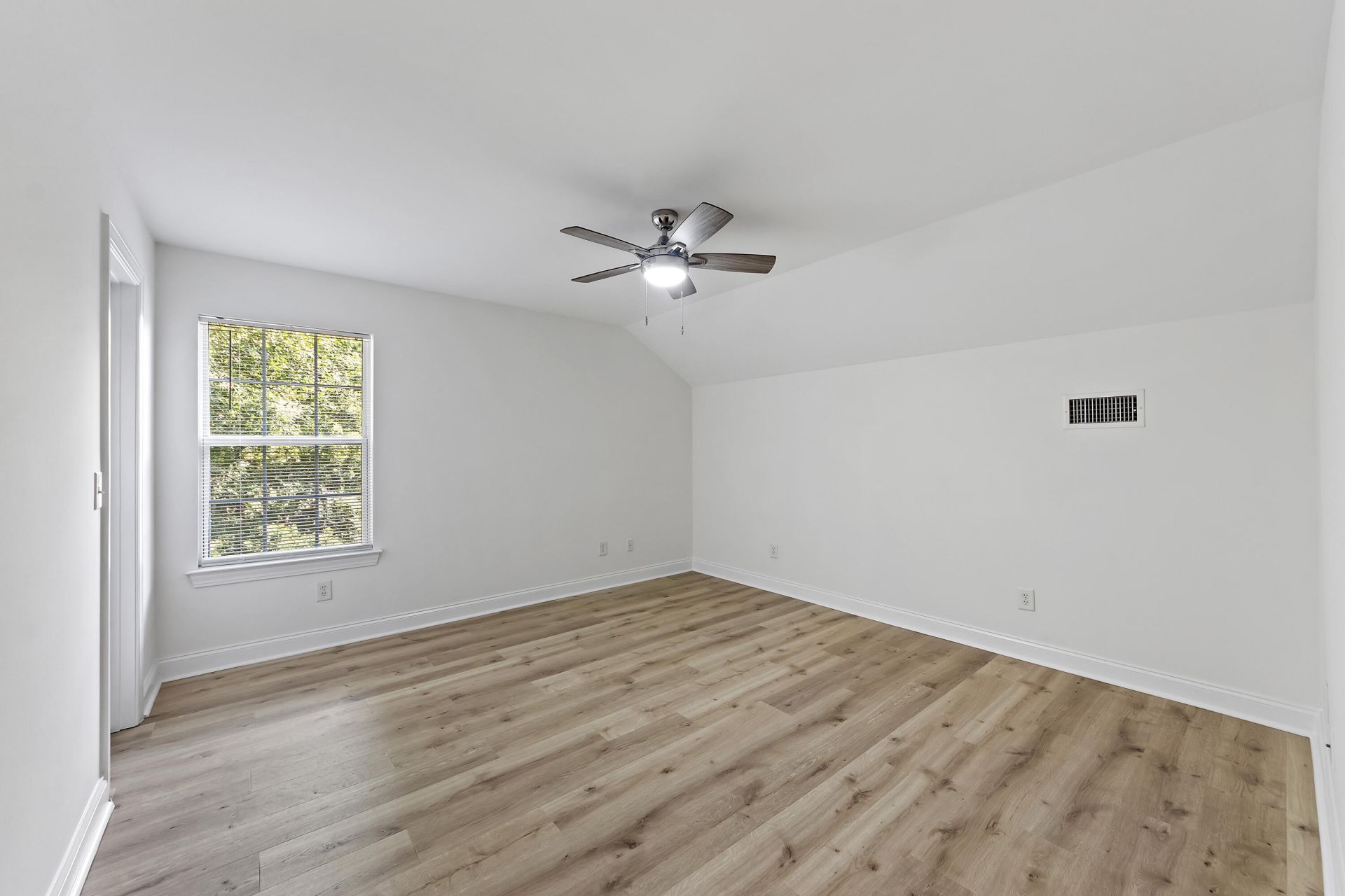 118 Walden Ridge Way Photo 28