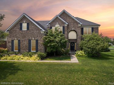 24323 BELLINGHAM Drive, Novi, Mi 48374