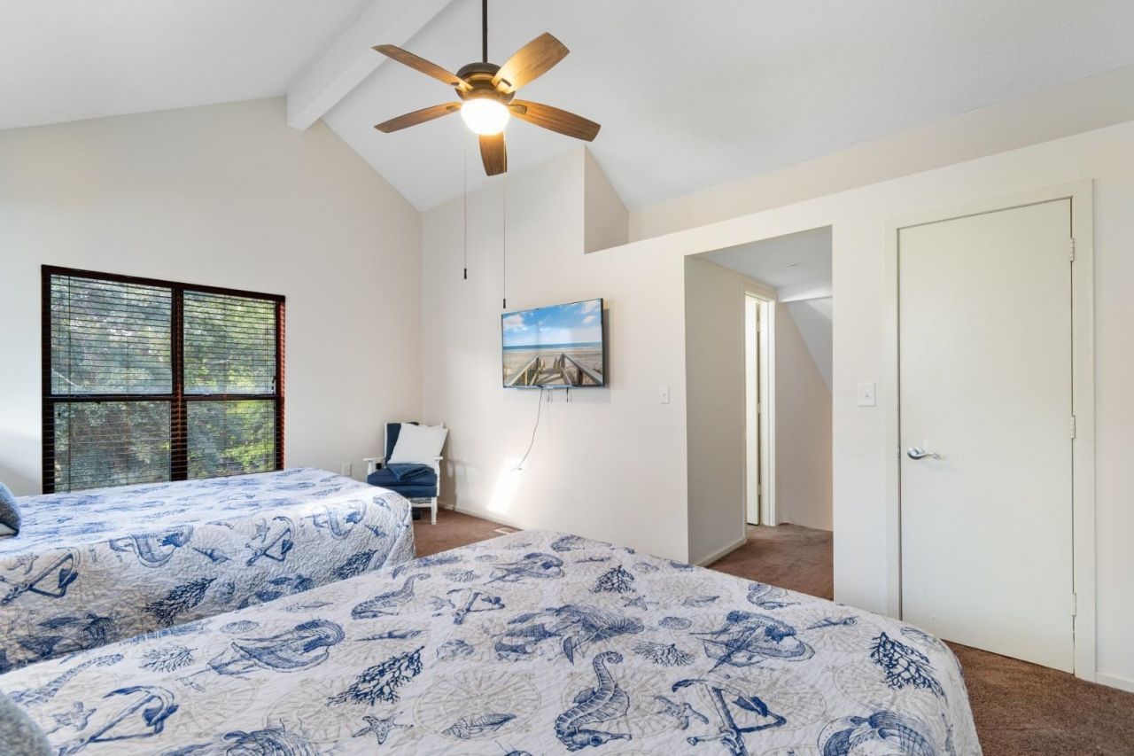 4450 Little River Inn Ln.  Photo 14