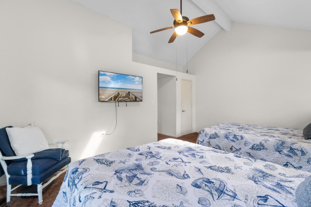 4450 Little River Inn Ln.  Photo 15
