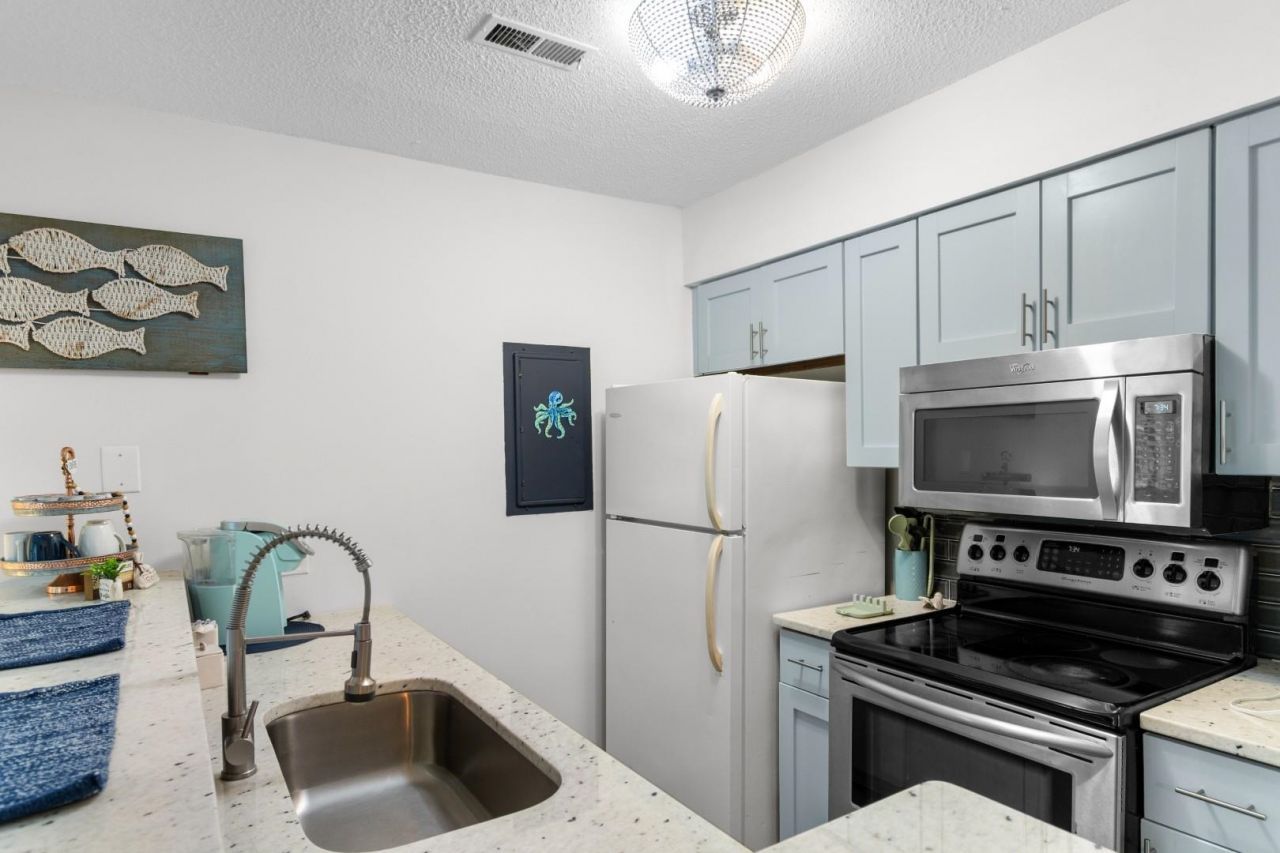 4450 Little River Inn Ln.  Photo 5