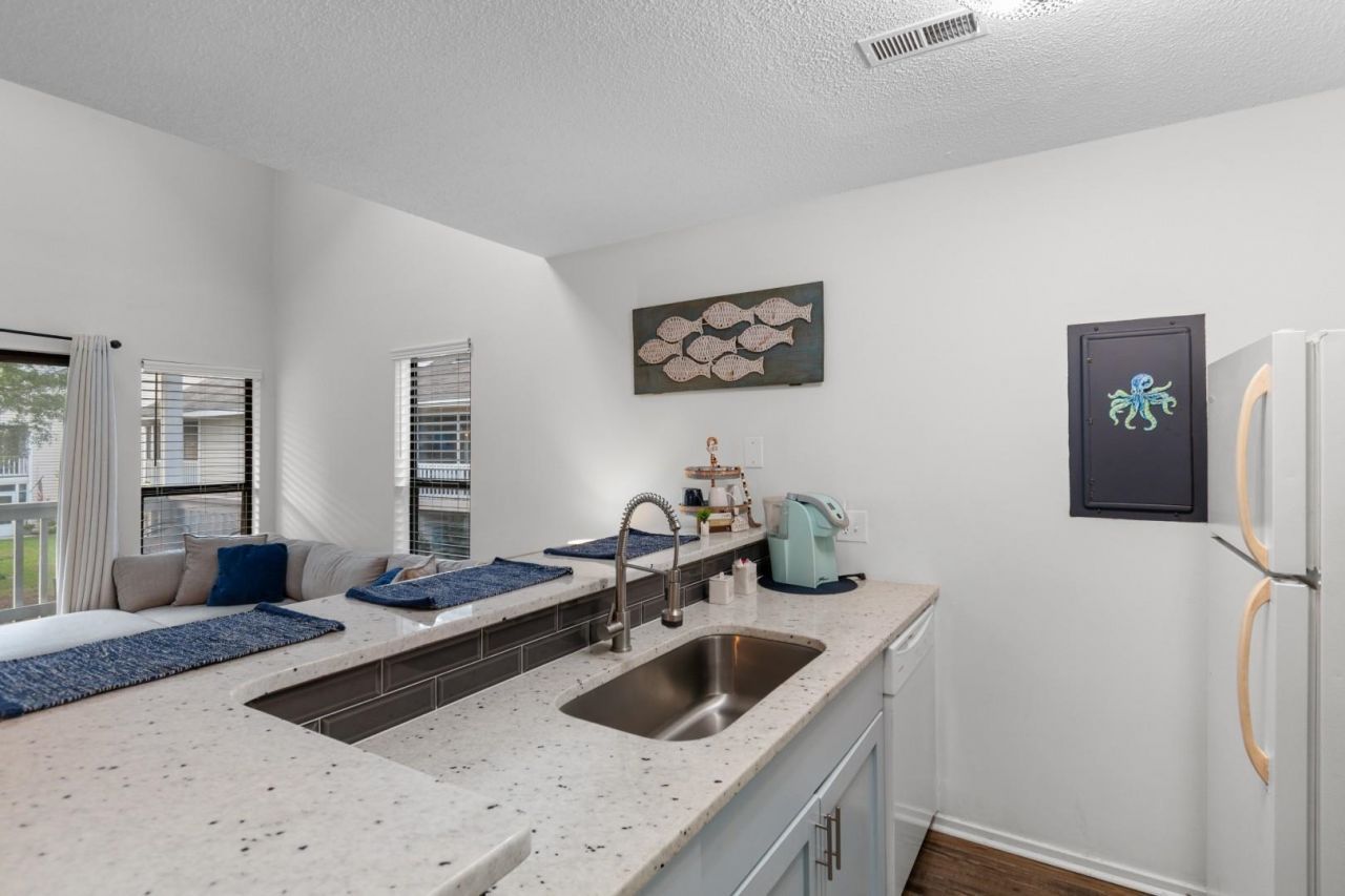 4450 Little River Inn Ln.  Photo 7