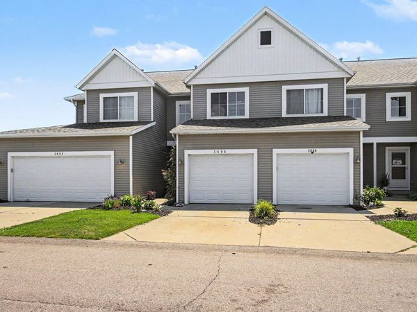 3690 Oxford Court, Hudsonville, MI 49426