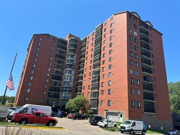 6500 Woodlake Drive , Unit 1104, Richfield, MN 55423