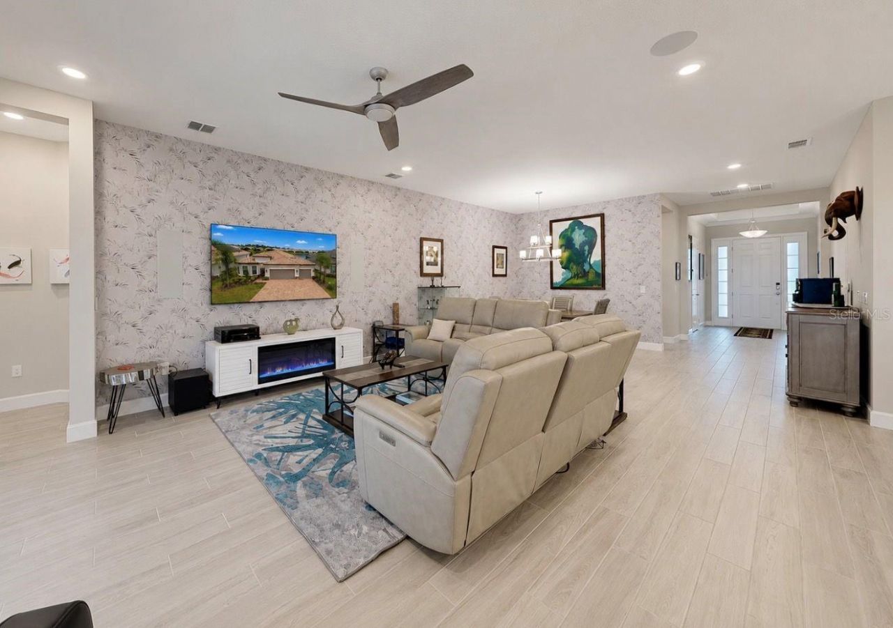 5312 Caserta Court, Palmetto, FL 34221 Photo