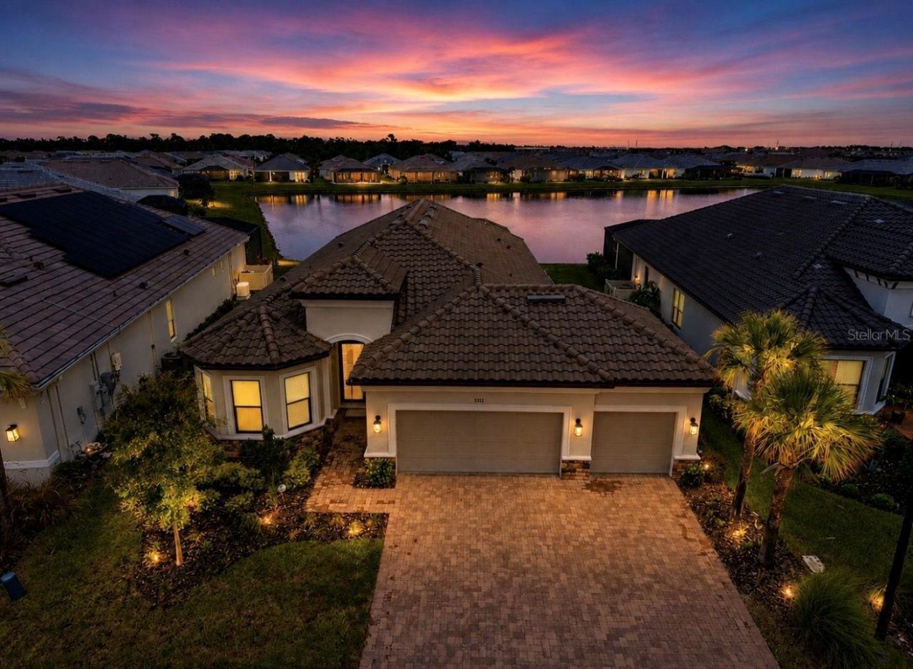 5312 Caserta Court, Palmetto, FL 34221 Photo