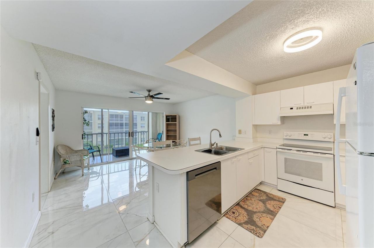 3980 Ironwood Circle , Unit 301, Bradenton, FL 34209 Photo