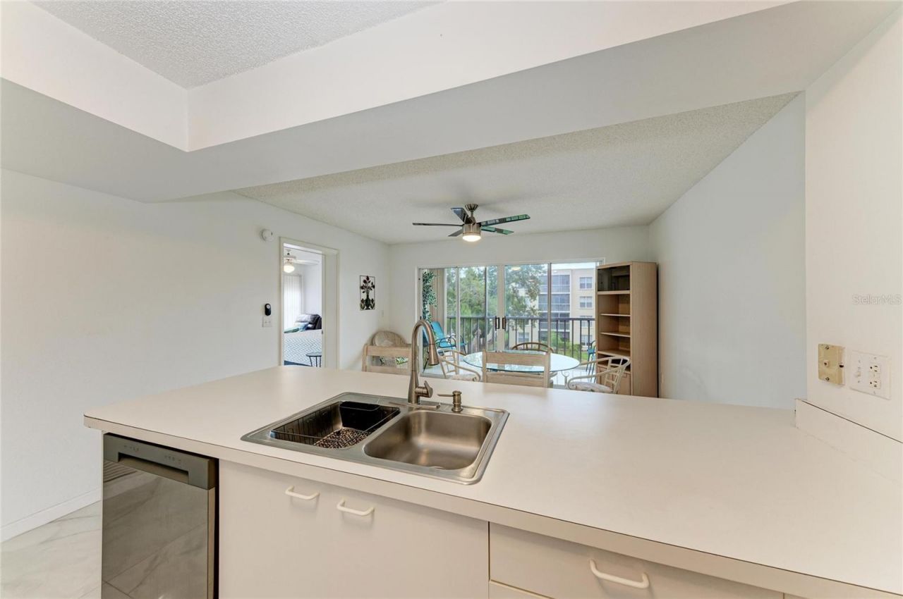 3980 Ironwood Circle , Unit 301, Bradenton, FL 34209 Photo