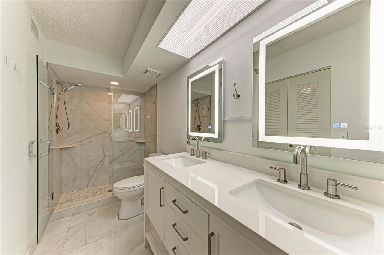 3980 Ironwood Circle , Unit 301, Bradenton, FL 34209 Photo