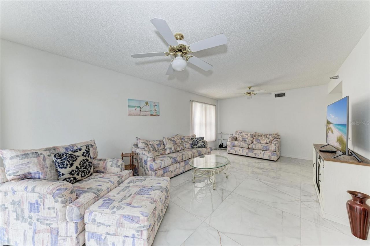 3980 Ironwood Circle , Unit 301, Bradenton, FL 34209 Photo