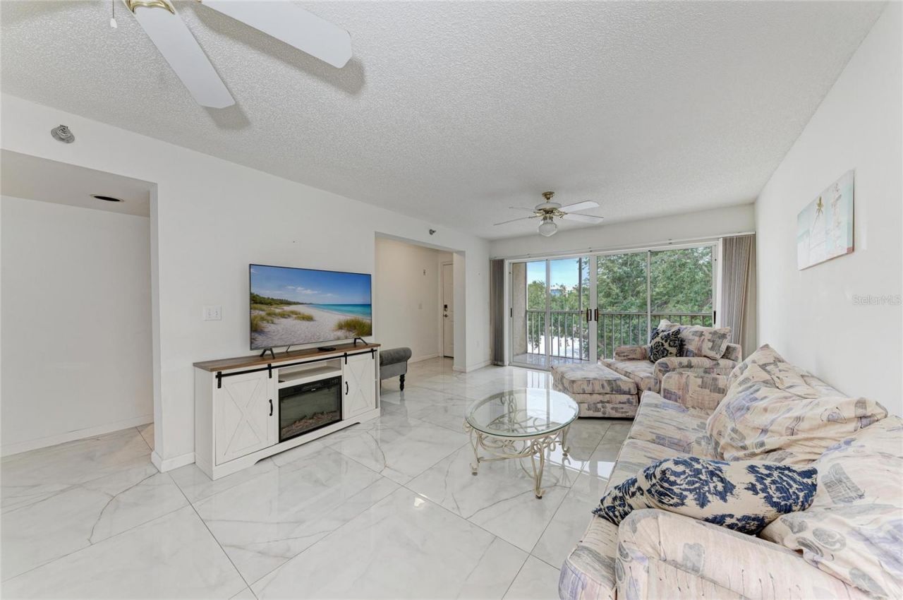 3980 Ironwood Circle , Unit 301, Bradenton, FL 34209 Photo