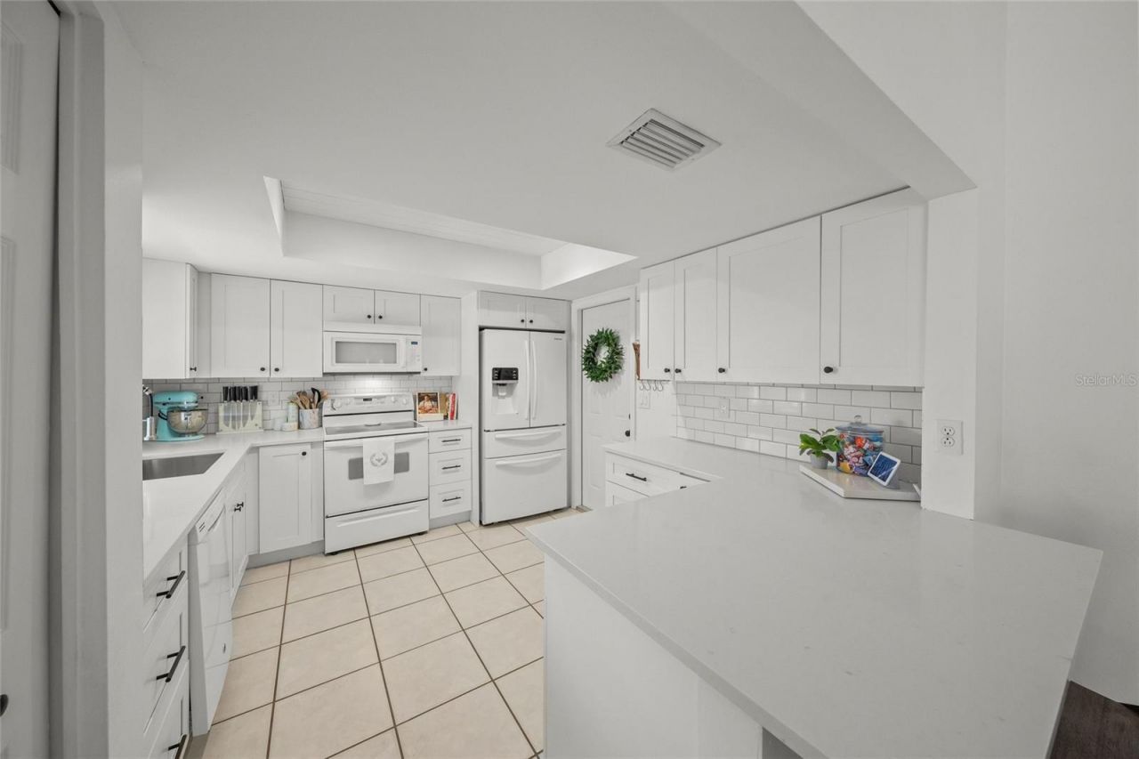 6553 Samoa Drive, Sarasota, FL 34241 Photo