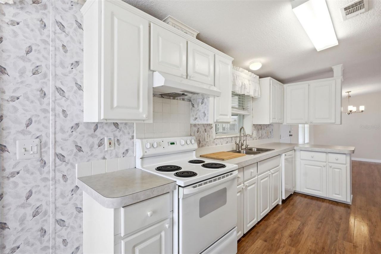 5374 Hammerstone Court , Unit M11, Micco, FL 32976 Photo