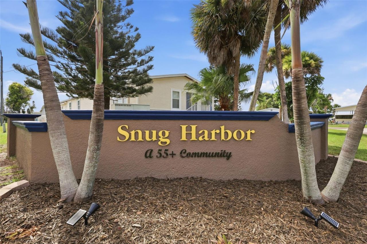 5374 Hammerstone Court , Unit M11, Micco, FL 32976 Photo