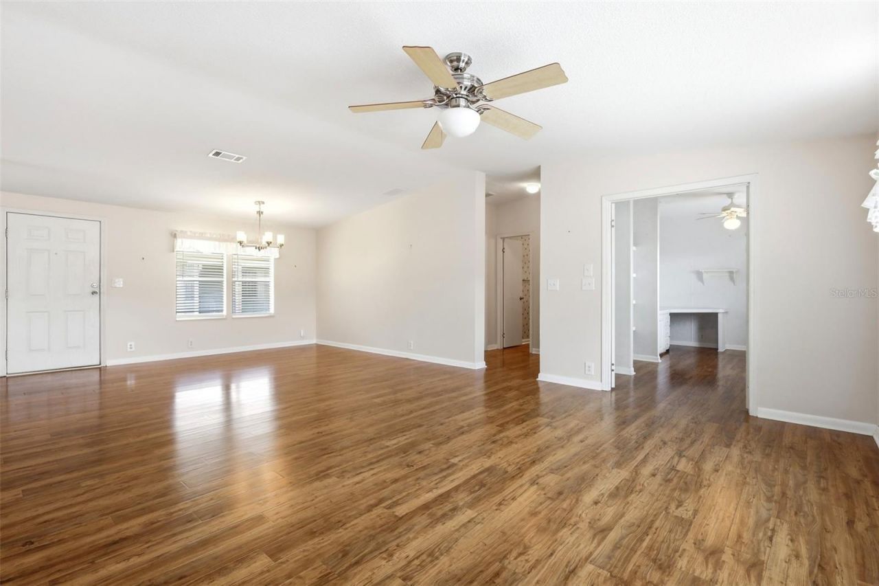 5374 Hammerstone Court , Unit M11, Micco, FL 32976 Photo