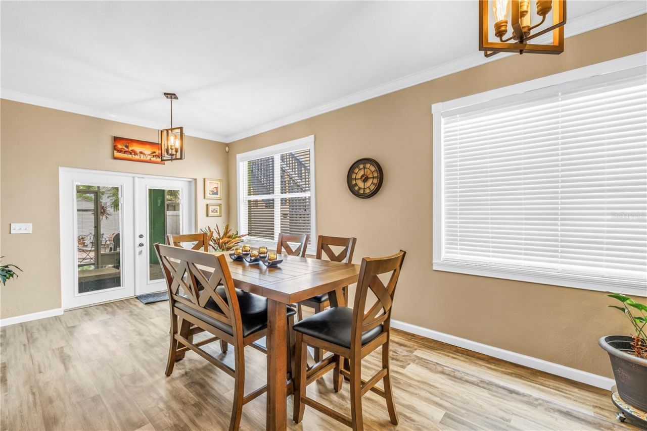 2318 W Cherry Street , Tampa, FL 33607 Photo